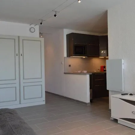 Апартаменти T2 6 Pers, Cap D'agde, Parking Prive, 800m Plage - Fr-1-249-190 *