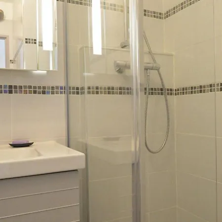 Апартаменти T2 6 Pers, Cap D'agde, Parking Prive, 800m Plage - Fr-1-249-190 *